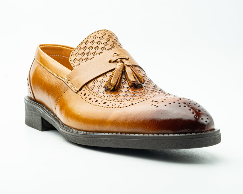 MOCASSINS EN CUIR TABAC À GLANDS